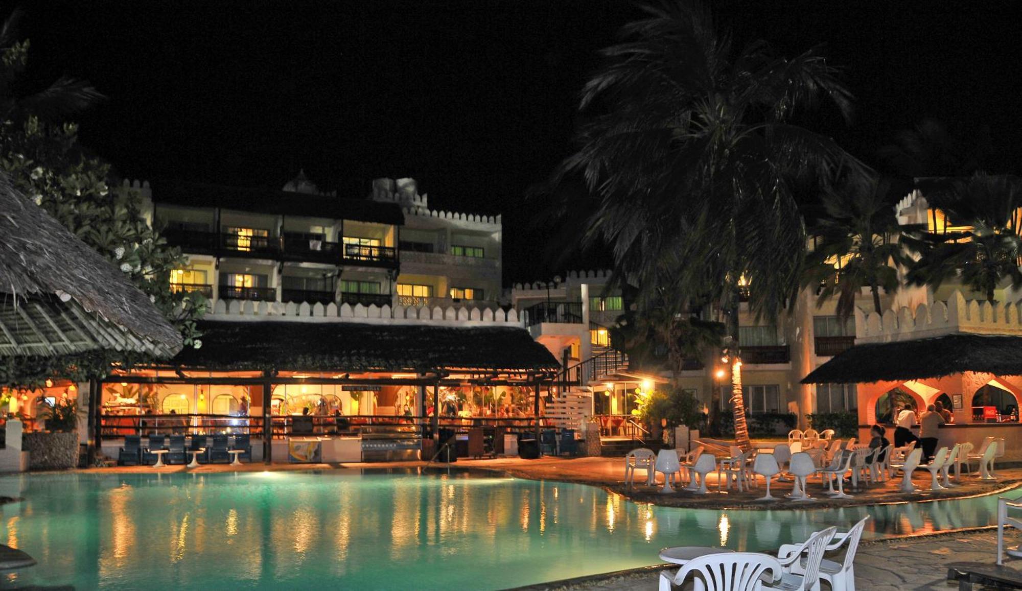 Bamburi Beach Hotel Esterno foto
